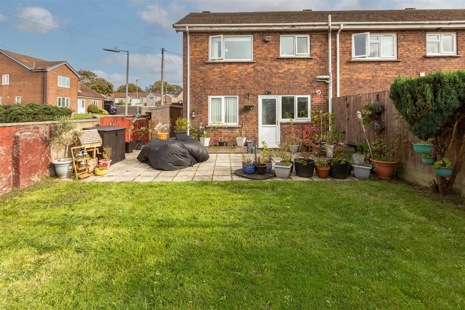 Chiltern Close, Fforestfach, Swansea, SA5 5DA